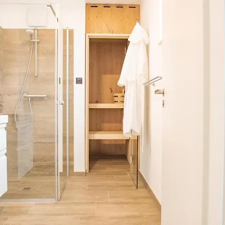 Holiday home Gorgeous In Lembruch-duemmer With Wifi